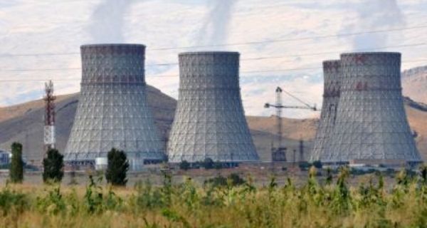 cin-xaricde-30-nuve-reaktoru-tikmeyi-planlasdirir